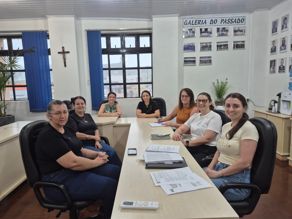 Primeira reunião da Comissão Gestora Municipal marca início dos trabalhos do Plano Municipal de Educação 2026-2036